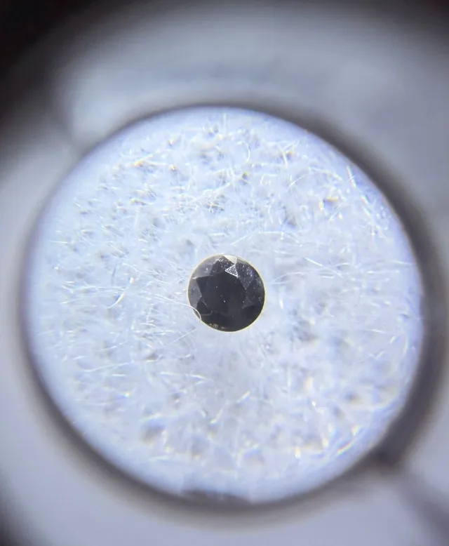 Diamante Oscuro Pareja 1mm