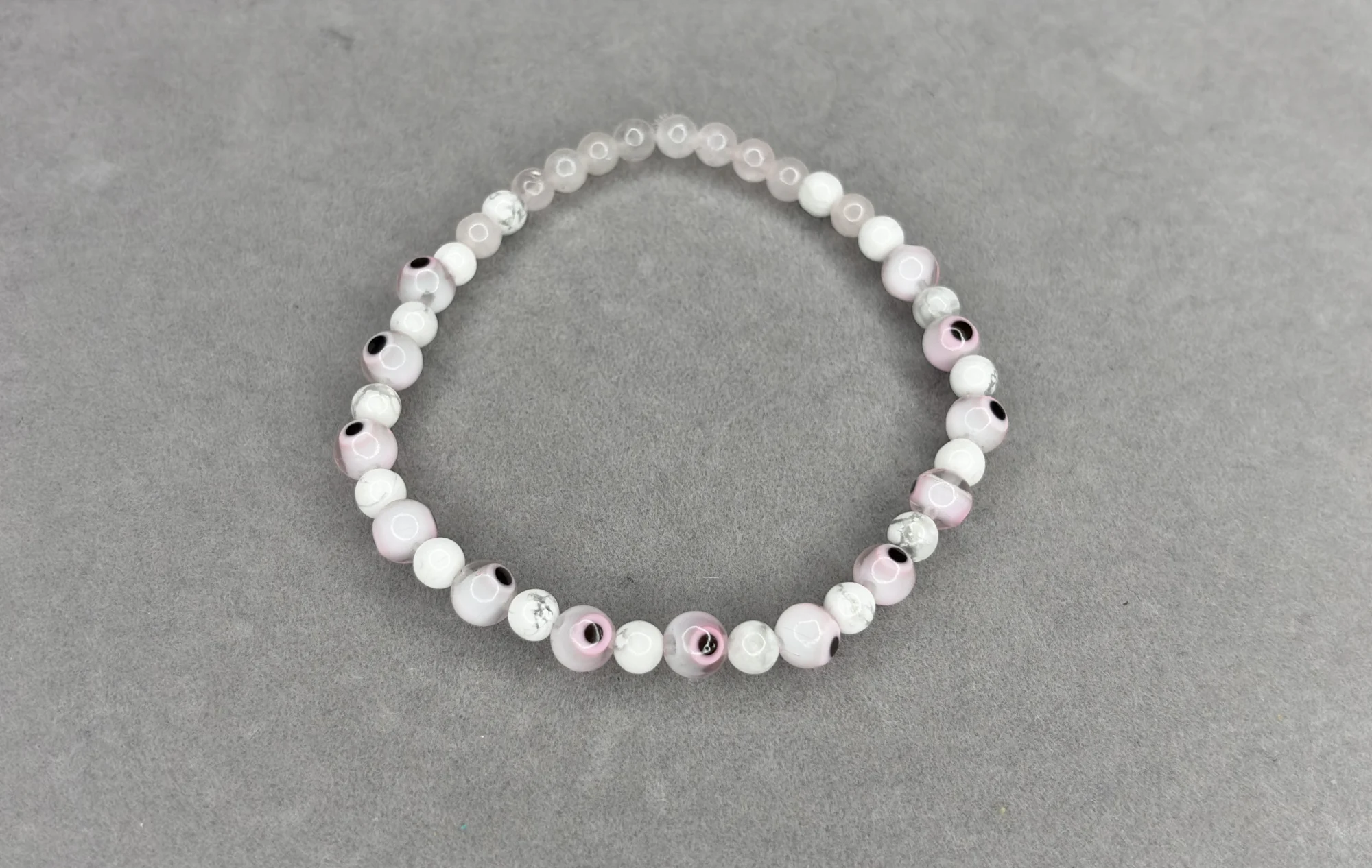 Pulsera Cuarzo Rosa + Howlita + Ojos Turcos Rosa