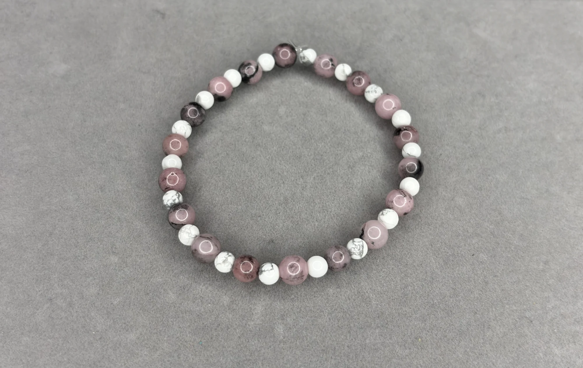 Pulsera Rodonita Rosa + Howlita